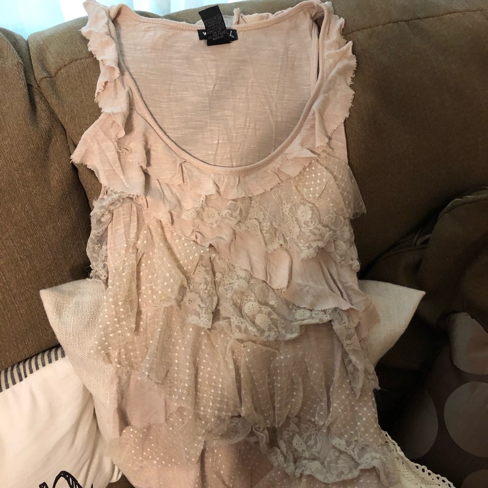 Sz small distressed tank